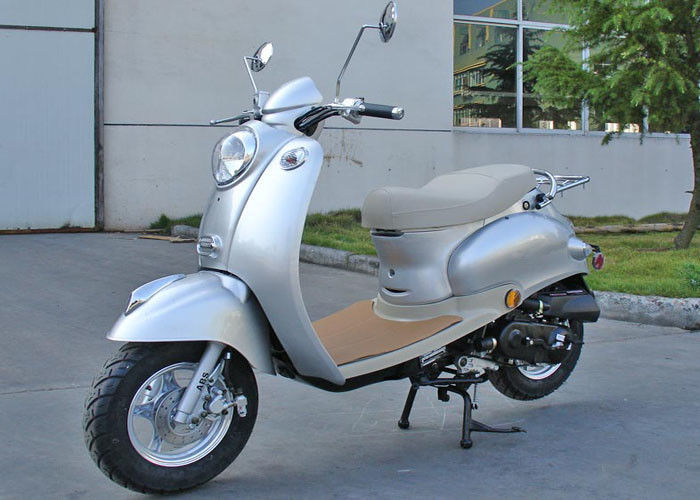 子供のための革座席小型バイクのスクーター最高力4.1 HPの小型50ccスクーター