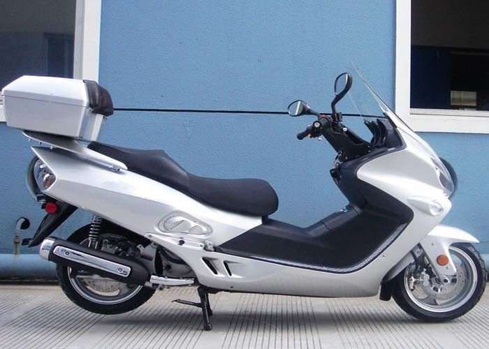 TCIの点火装置の大人のスクータ14L 150ccタンク スクーター4.4の石油消費