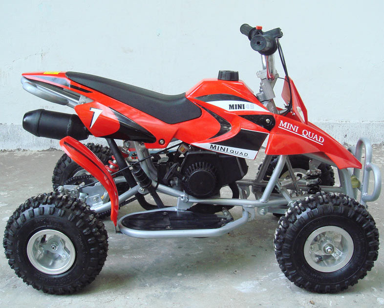 道のオートバイ2を離れて-打撃、後輪駆動50ccクォードのバイクの自動クラッチ
