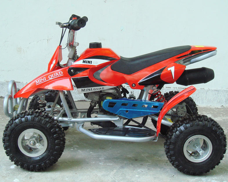 道のオートバイ2を離れて-打撃、後輪駆動50ccクォードのバイクの自動クラッチ