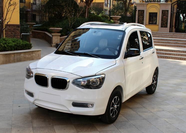 6000w 5つのドア4の座席BMW様式のファン ヒーター エムピー・スリーのラジオ ポリ塩化ビニールが付いている電気ゴルフ カート