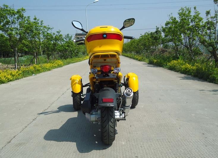 横のタイプ三車輪のオートバイ50cc 3の車輪のTrikeのスクーター4の打撃