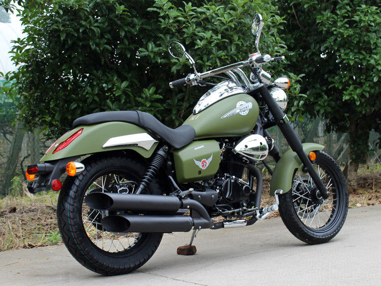 軍隊の緑250cc Bobberのチョッパー5マニュアル トランスミッションが付いている低い石油消費90のKm/hの