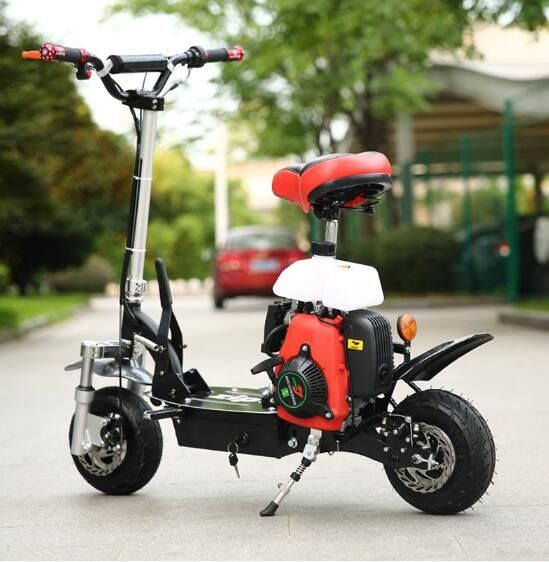 49cc 4打撃の10インチの空気タイヤが付いている小型スクータの高い抗張鋼鉄